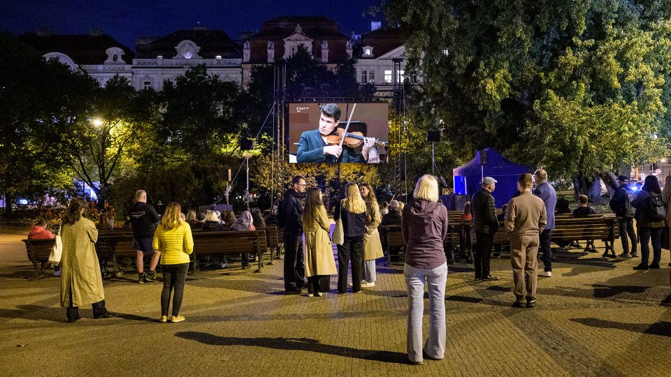 Živý přenos Zahajovacího koncertu 100. sezony na náměstí Míru