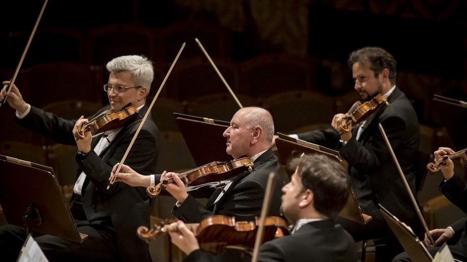 Queyras Plays Haydn and Tchaikovsky | Rudolfinum,  April 19, 2021