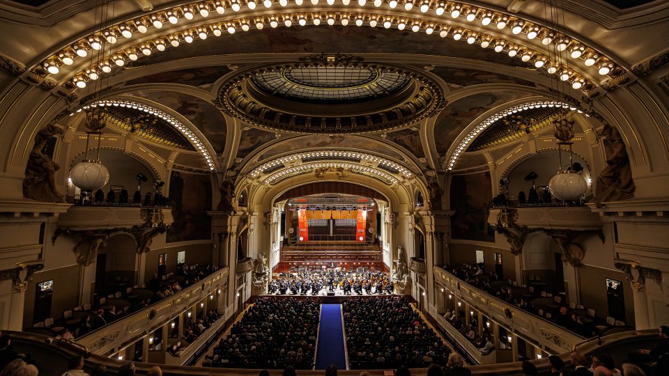 SOČR s dirigentkou Alevtinou Ioffe a houslistou Timothym Chooi