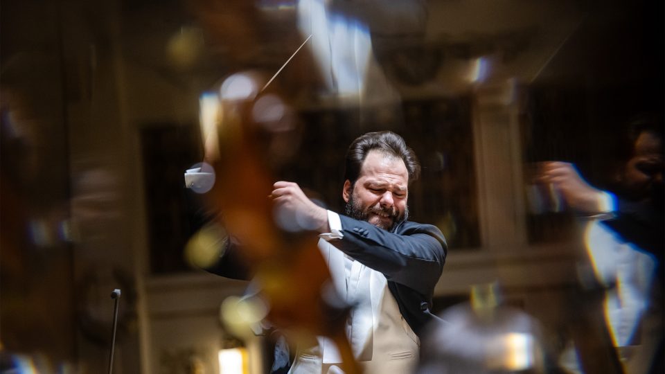 Petr Popelka (dirigent) a Symfonický orchestr Českého rozhlasu v Obecním domě