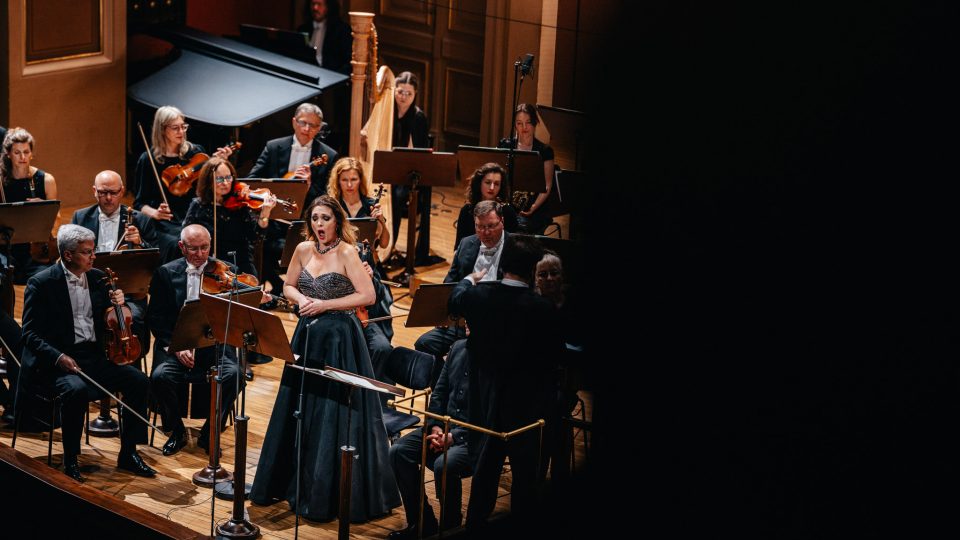 Ester Pavlů (sólistka) a Symfonický orchestr Českého rozhlasu v Rudolfinu