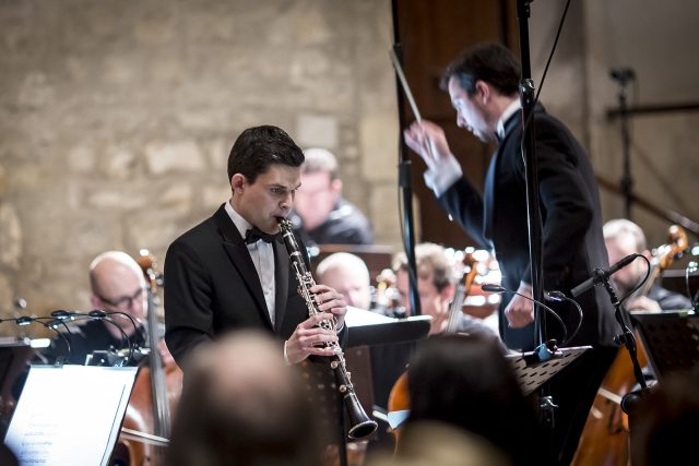 Solo for Clarinet and Oboe